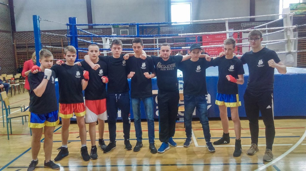 Zawodnicy UKS Gladiator na ringu